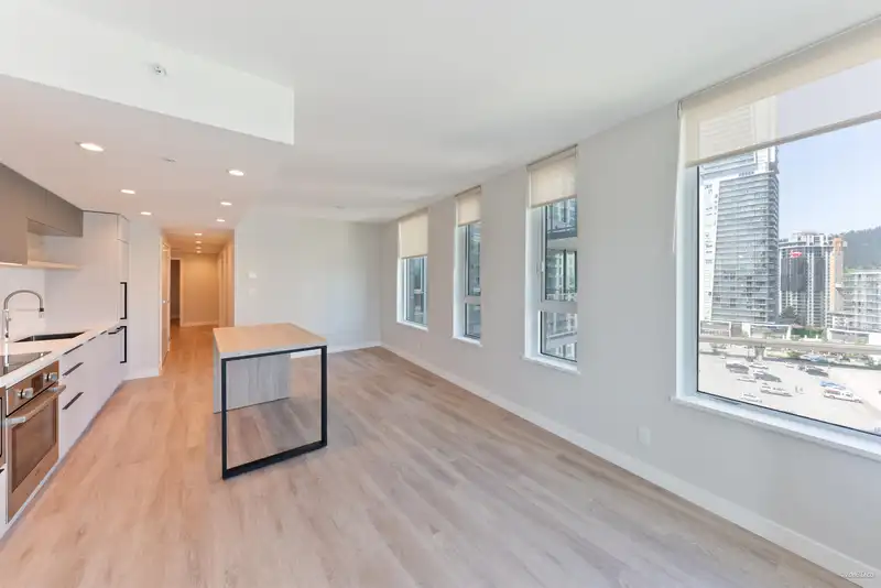 1105 567 EMERSON STREET - photo 3 of 23