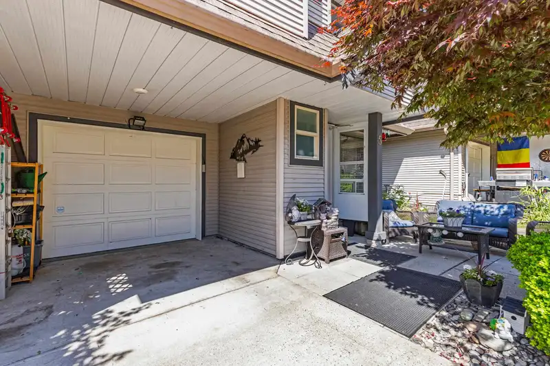 5 22980 ABERNETHY LANE - photo 4 of 37