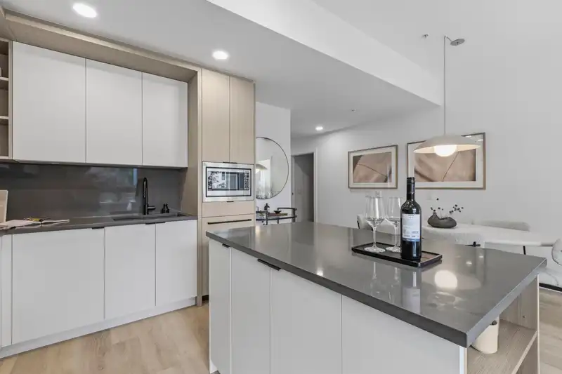 107 2268 E BROADWAY - photo 3 of 17