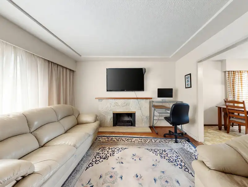 6987 BALMORAL STREET - photo 2 of 39