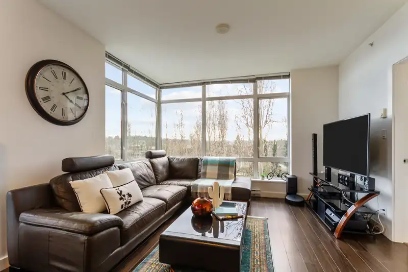 708 2789 SHAUGHNESSY STREET - photo 4 of 30