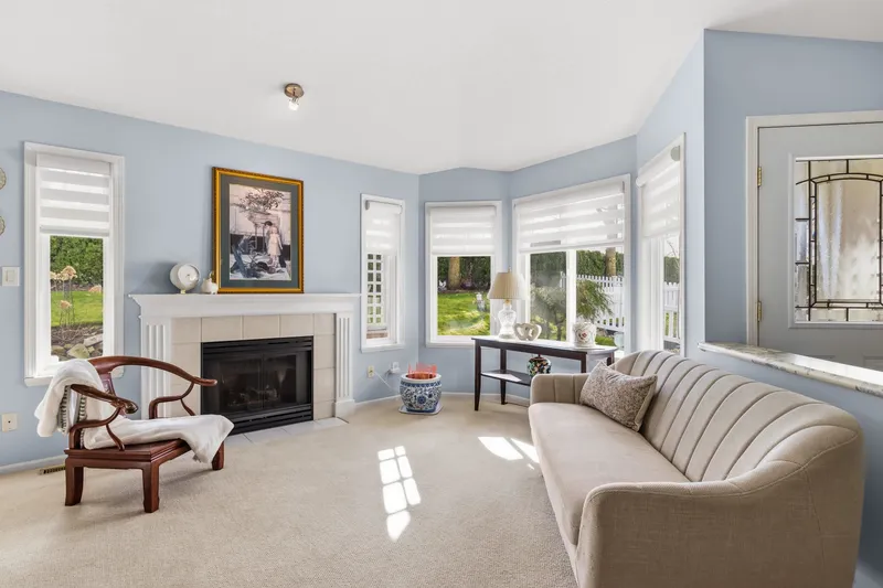 27 6488 168 STREET - photo 3 of 25