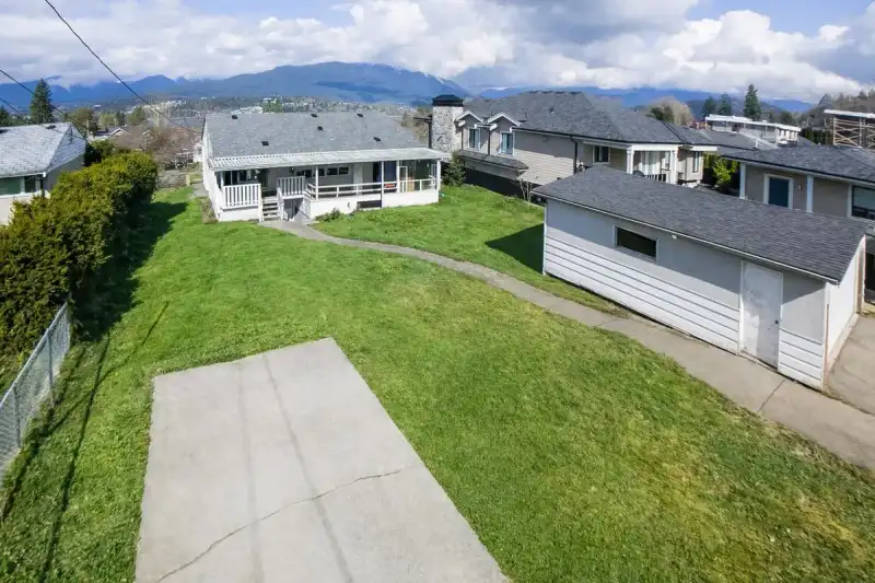 7016 SIERRA DRIVE - photo 1 of 21