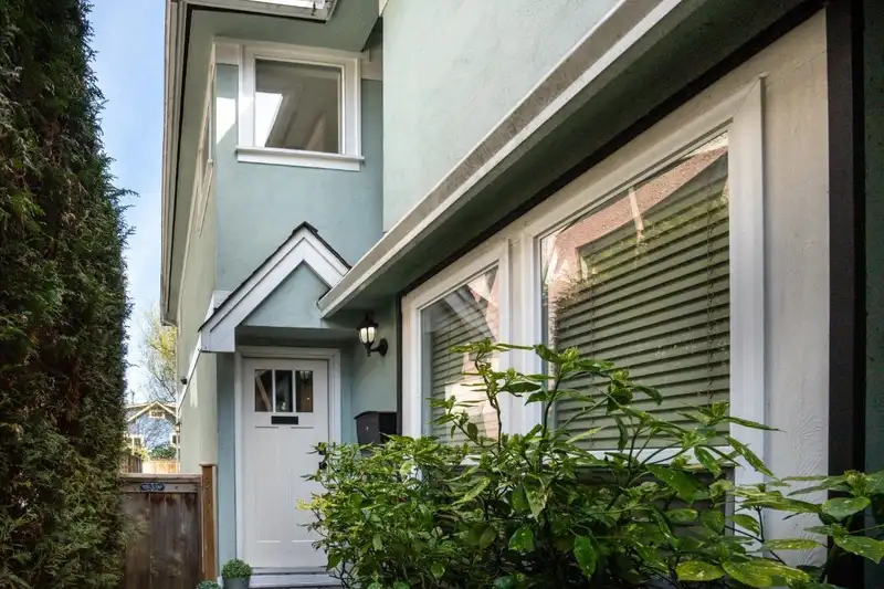 3111 W 6TH AVENUE - photo 3 of 39