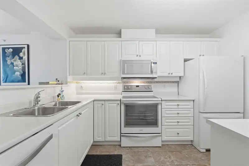 411 12148 224 STREET - photo 2 of 40