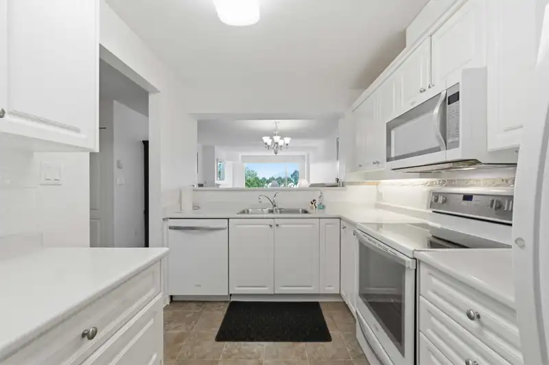 411 12148 224 STREET - photo 3 of 40