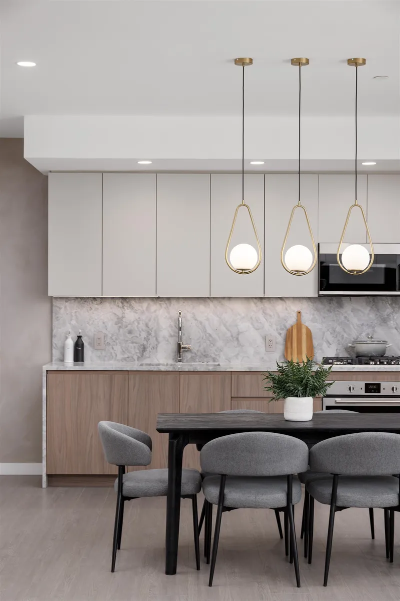 702 1175 PINTREE WAY - photo 1 of 14