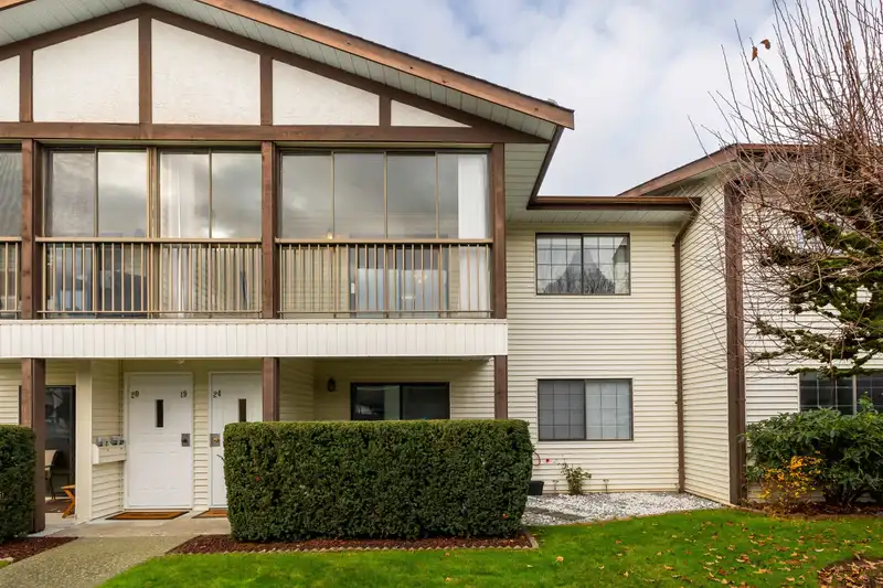 23 32718 GARIBALDI DRIVE - photo 1 of 29