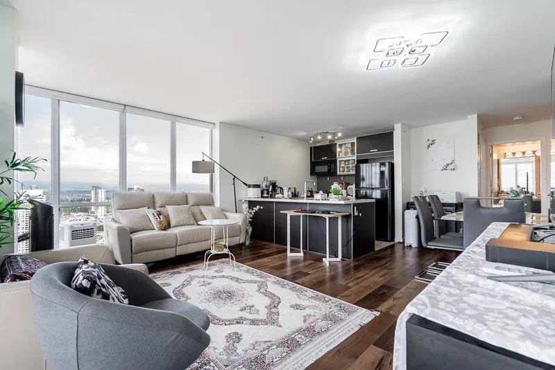 3504 13688 100 AVENUE - photo 1 of 25