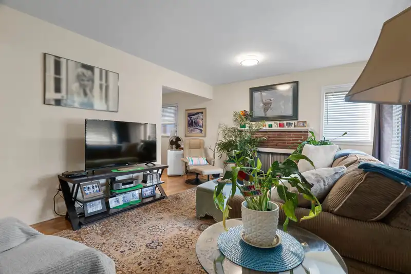 7790 GRAND STREET - photo 4 of 38