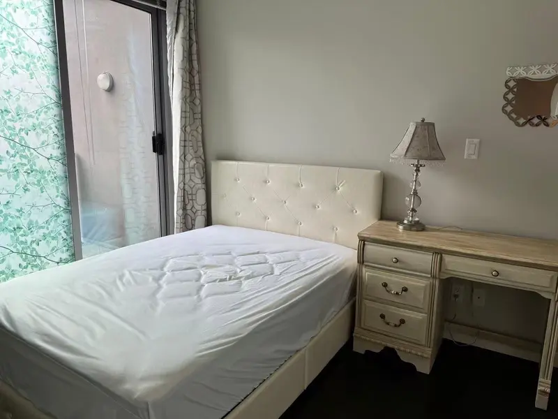 3 6733 BUSWELL STREET - photo 3 of 8