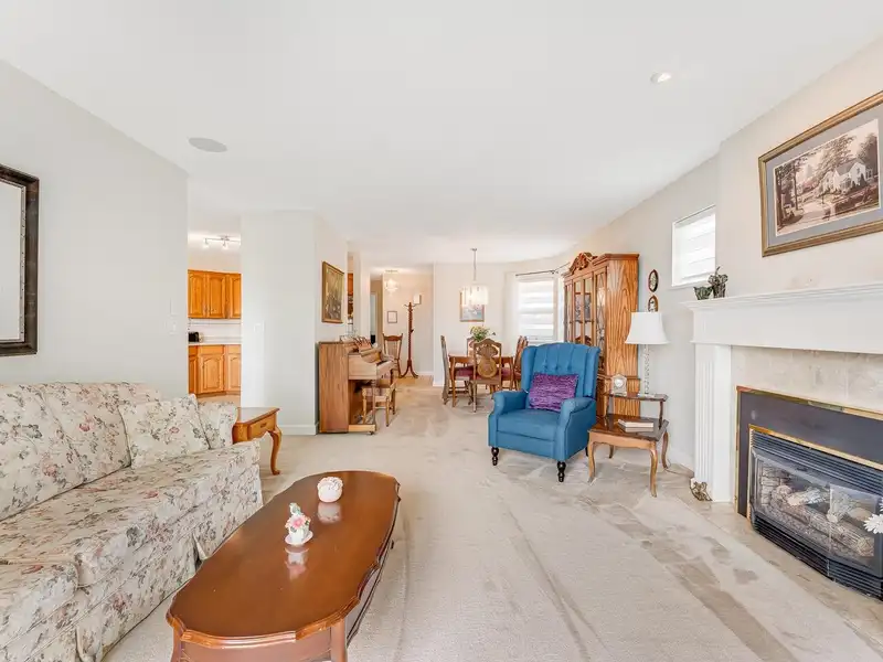14 8889 212 STREET - photo 3 of 38