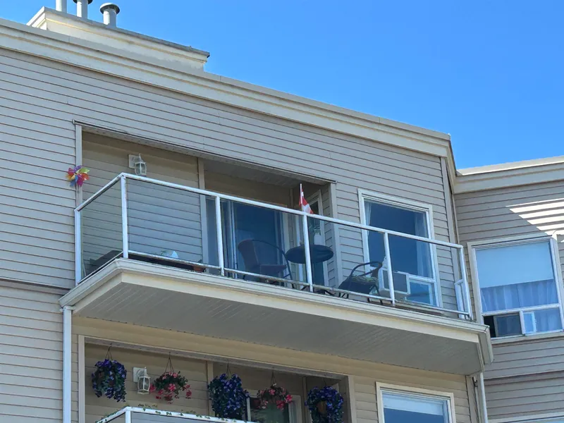 305 9295 122 STREET - photo 1 of 25