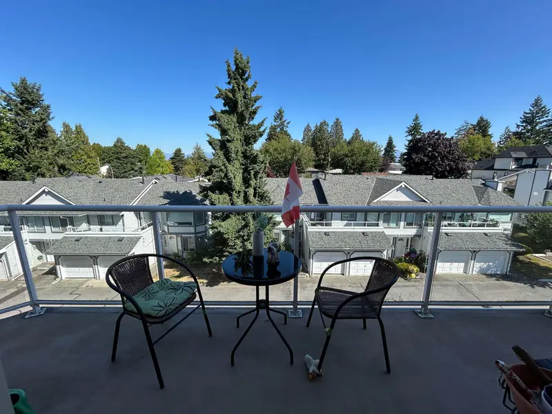 305 9295 122 STREET - photo 4 of 25