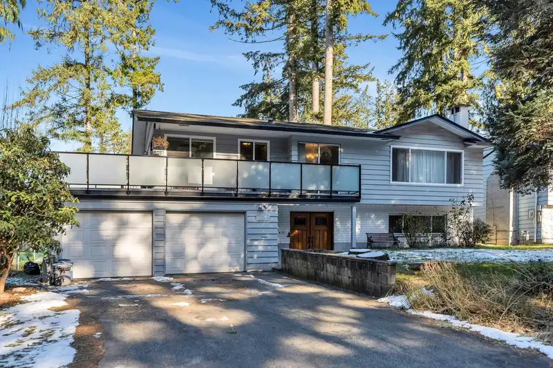 11655 64 AVENUE - photo 1 of 37