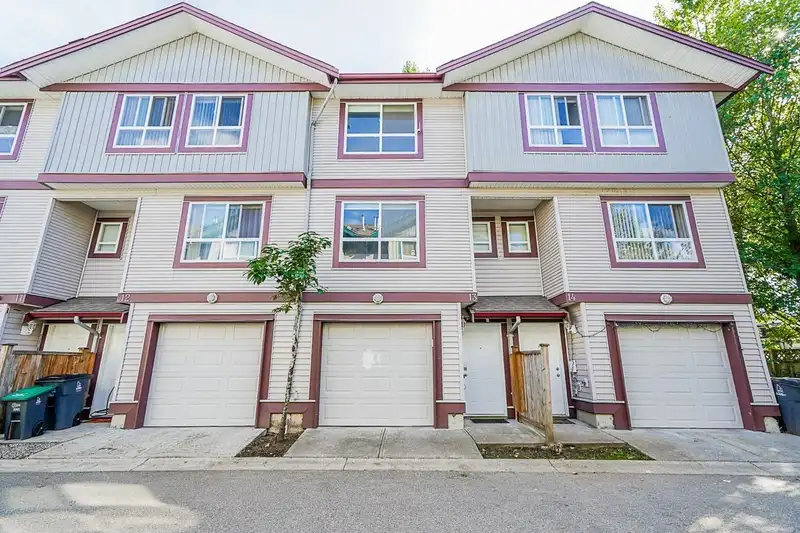 13 12730 66 AVENUE - photo 2 of 20