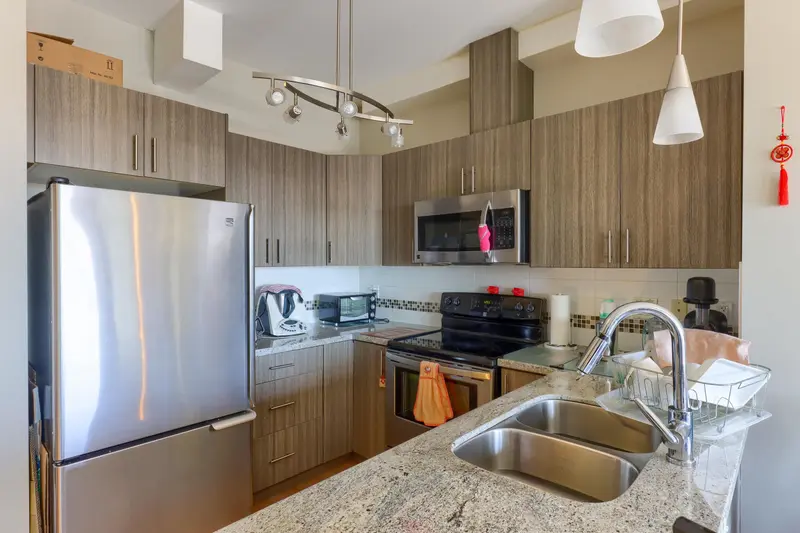 PH1 7738 EDMONDS STREET - photo 4 of 17