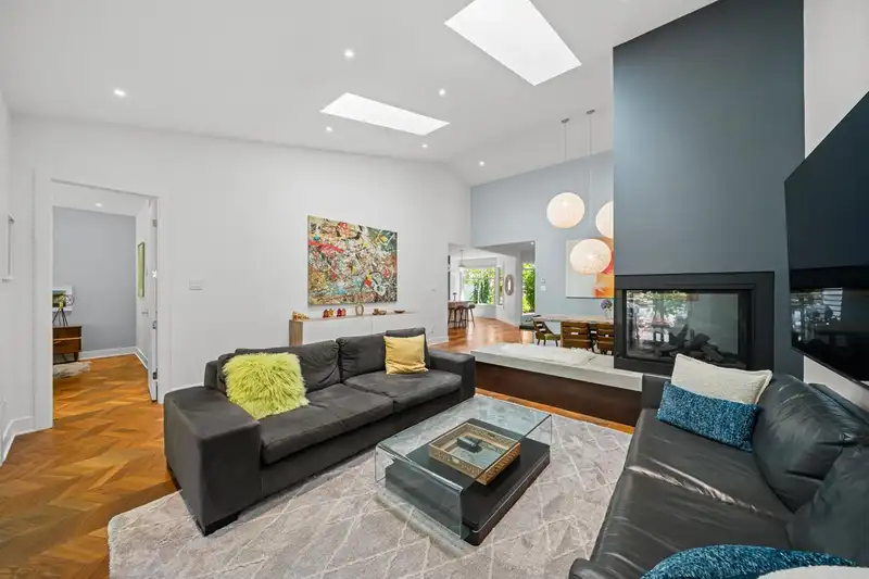 109 2533 152 STREET - photo 4 of 31