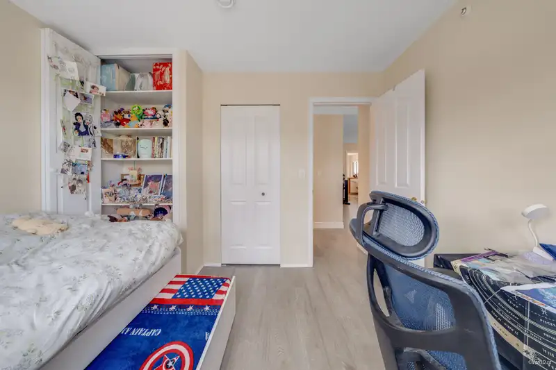 3308 WELLINGTON AVENUE - photo 3 of 28