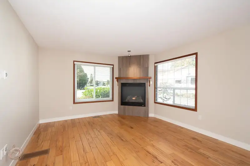 23364 117B AVENUE - photo 4 of 38