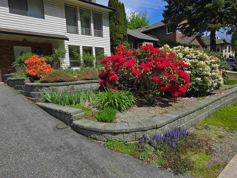 1273 LYNWOOD AVENUE - photo 2 of 25