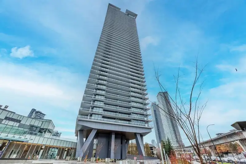 612 4730 LOUGHEED HIGHWAY - photo 1 of 35