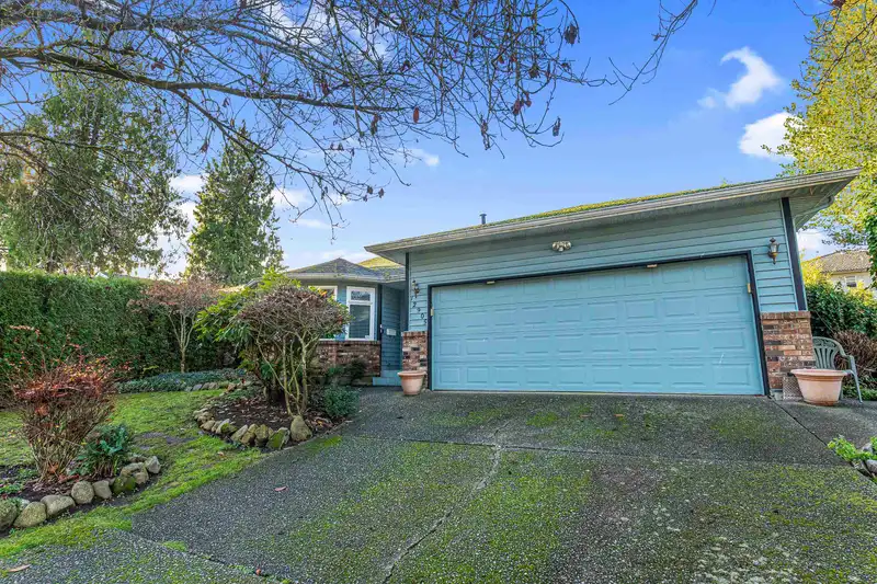 12905 65 AVENUE - photo 1 of 22