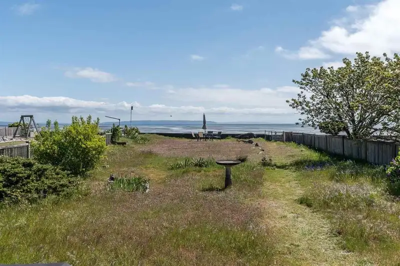 1736 BEACH GROVE ROAD - photo 3 of 40