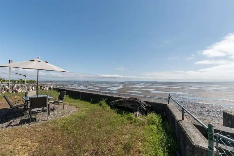 1736 BEACH GROVE ROAD - photo 4 of 40