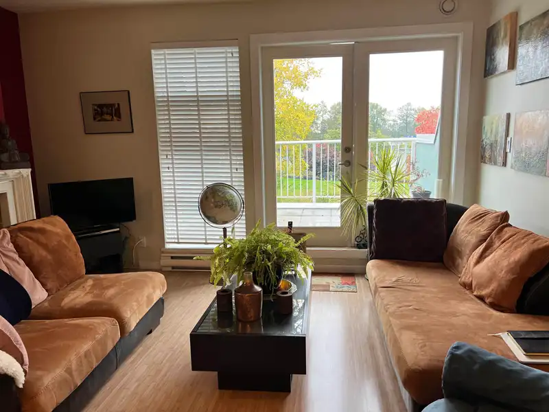 1950 E KENT AVENUE SOUTH - photo 2 of 14
