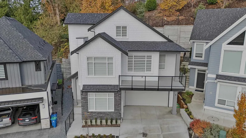 11 4217 OLD CLAYBURN ROAD - photo 2 of 25