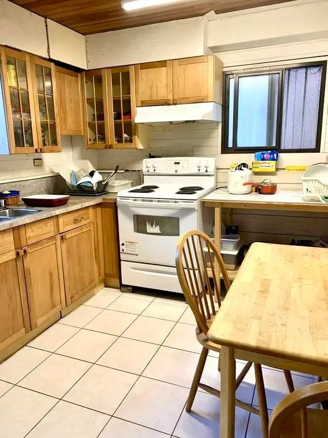 261 E 65TH AVENUE - photo 3 of 5