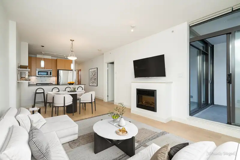 709 400 CAPILANO ROAD - photo 1 of 35