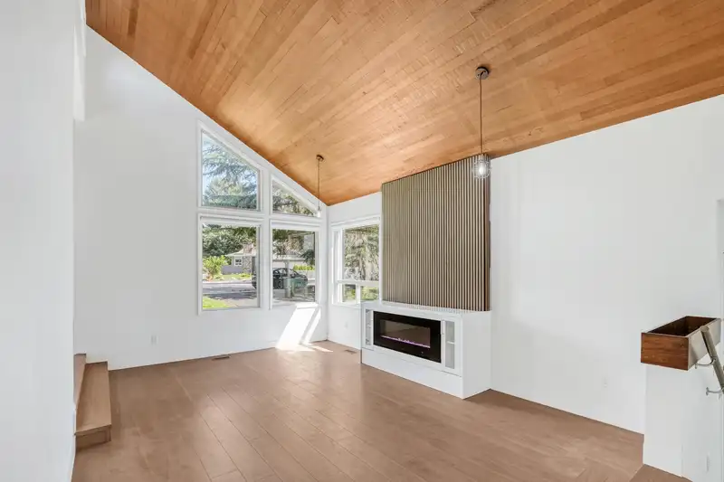 5917 182A STREET - photo 4 of 23