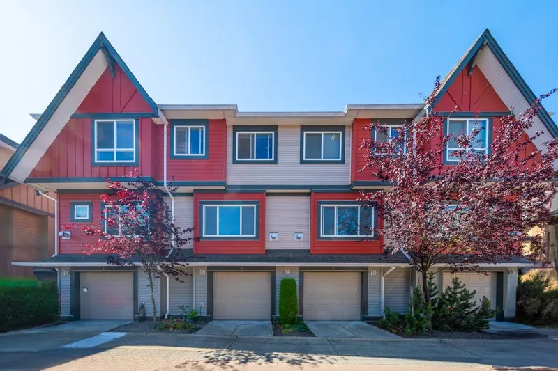 3 9751 FERNDALE ROAD - photo 2 of 23