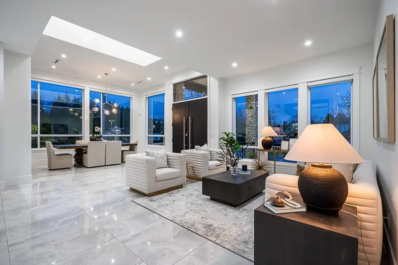 16095 102A AVENUE - photo 3 of 25