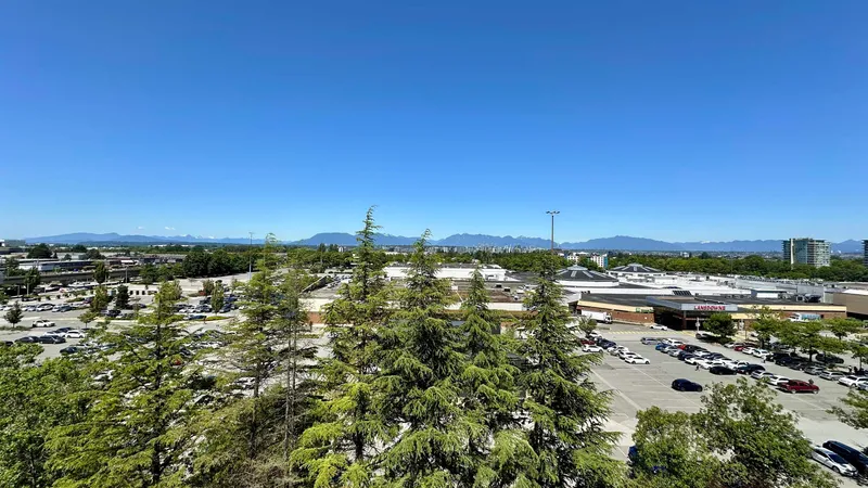 902 8160 LANSDOWNE ROAD - photo 1 of 25