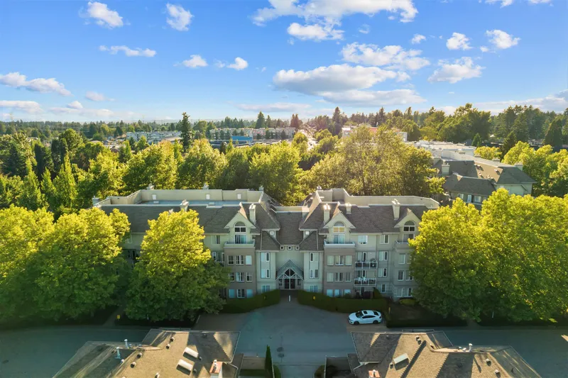 406 12155 75A AVENUE - photo 1 of 22