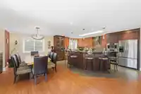 10600 SWINTON CRESCENT - thumbnail 8