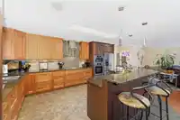 10600 SWINTON CRESCENT - thumbnail 10