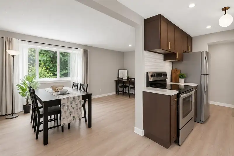 122 3461 EAST 49TH AVENUE - photo 4 of 39