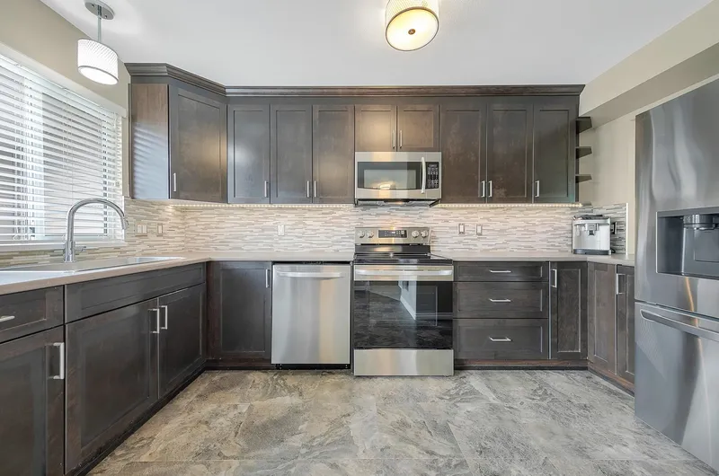 61 2450 LOBB AVENUE - photo 4 of 25