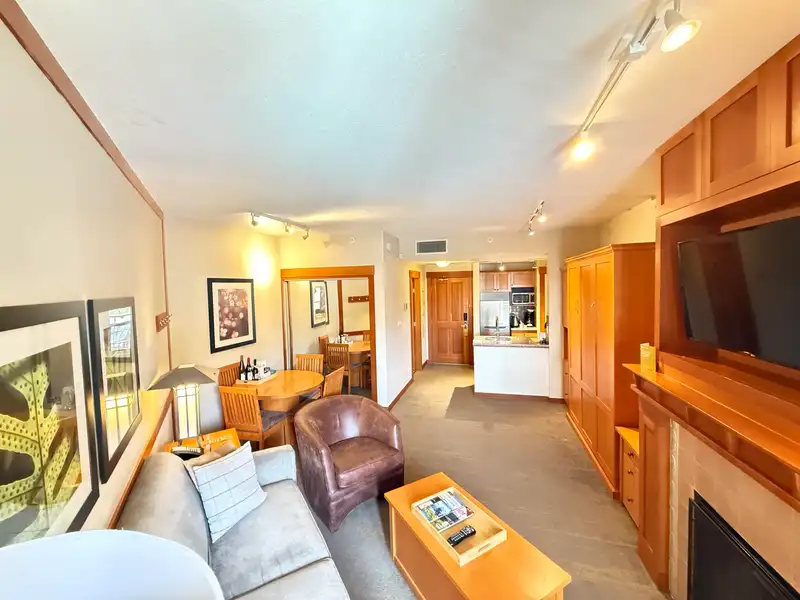 620 4320 SUNDIAL CRESCENT - photo 1 of 21