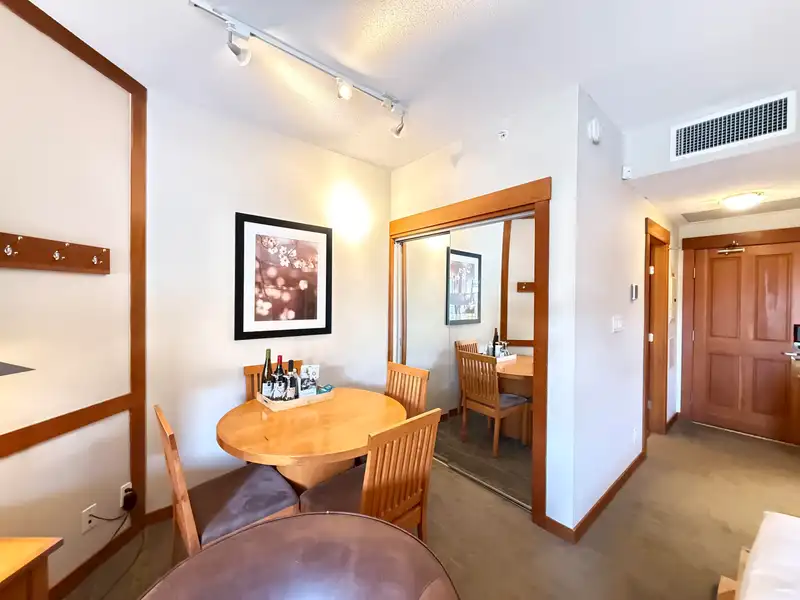 620 4320 SUNDIAL CRESCENT - photo 2 of 21