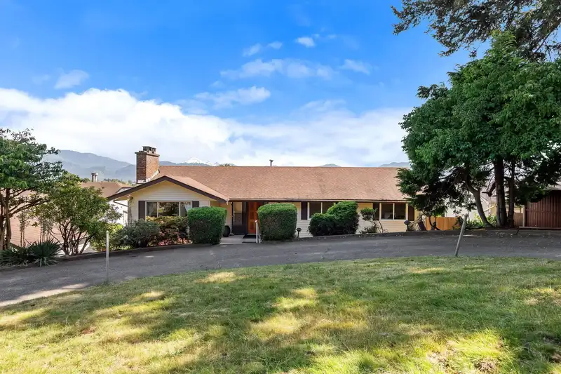 35334 ROCKWELL DRIVE - photo 1 of 40