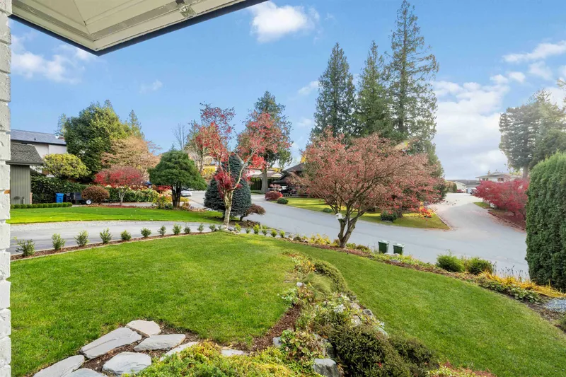 34869 EVERETT DRIVE - photo 3 of 25