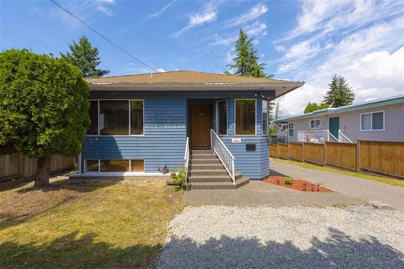 11719 96 AVENUE - photo 1 of 20