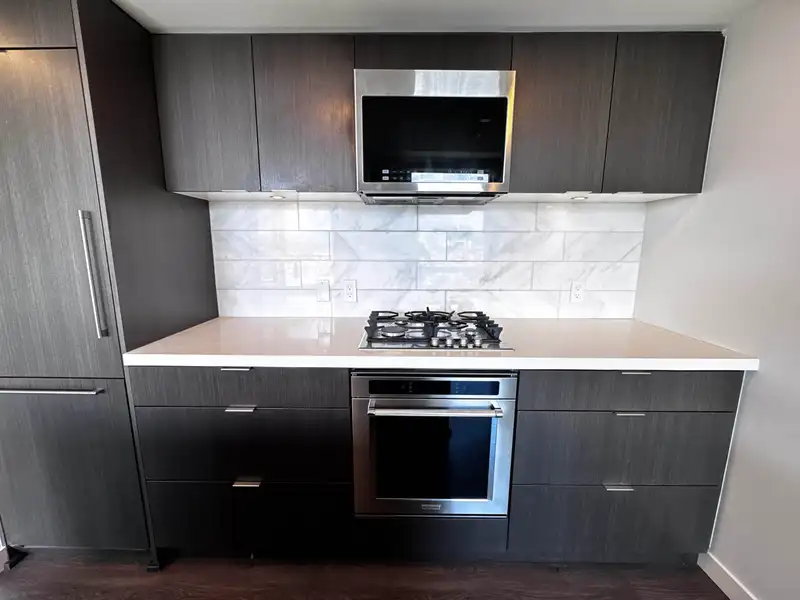 1904 8189 CAMBIE STREET - photo 2 of 28