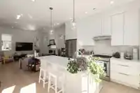 572 E 16TH AVENUE - thumbnail 9