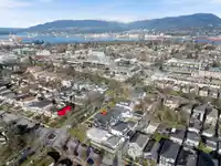 2 550 KASLO STREET - thumbnail 32
